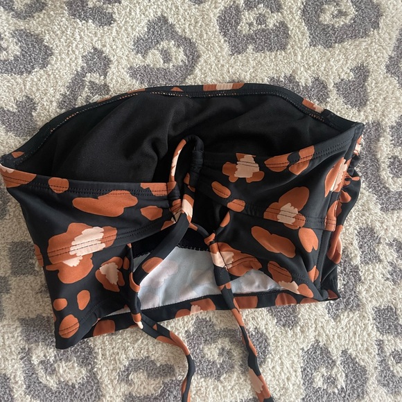 Shade & Shore Target Bikini Top - Picture 2 of 2